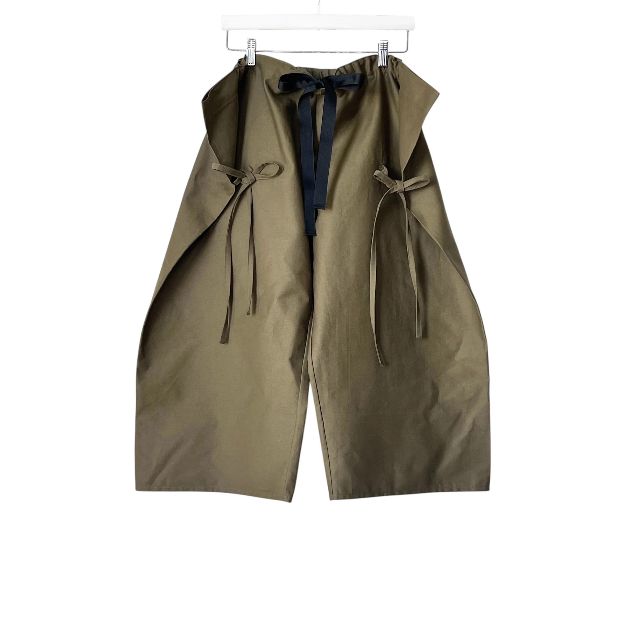 Olive Green Hakama Pants with Bows — Akiko Tsuji